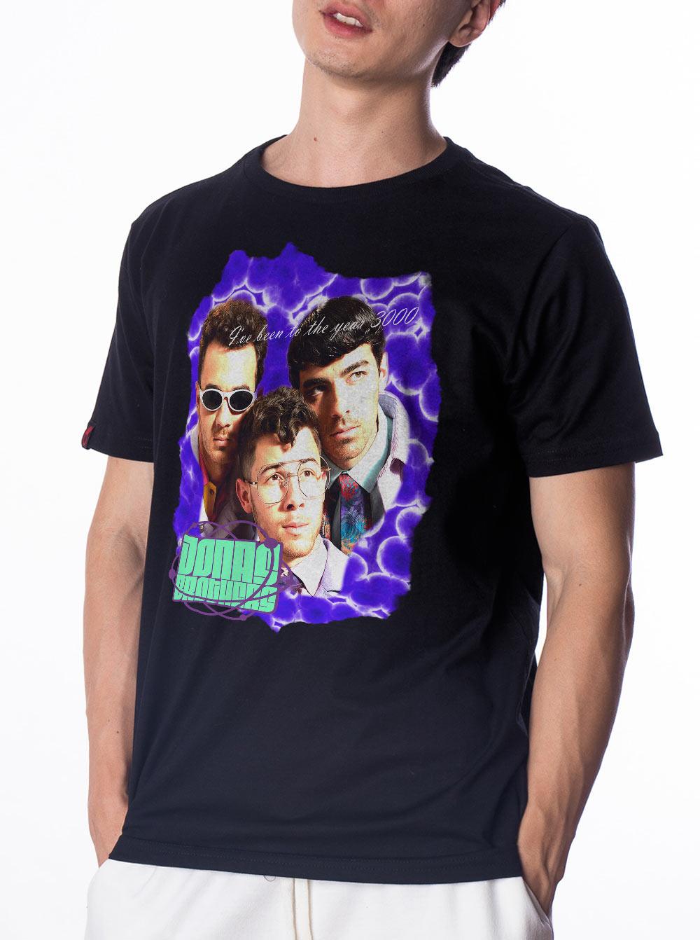 Camiseta Jonas Brothers Year 3000 DoisL - Cápsula Shop