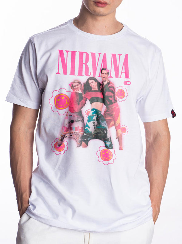 Camiseta Nirvana Cute