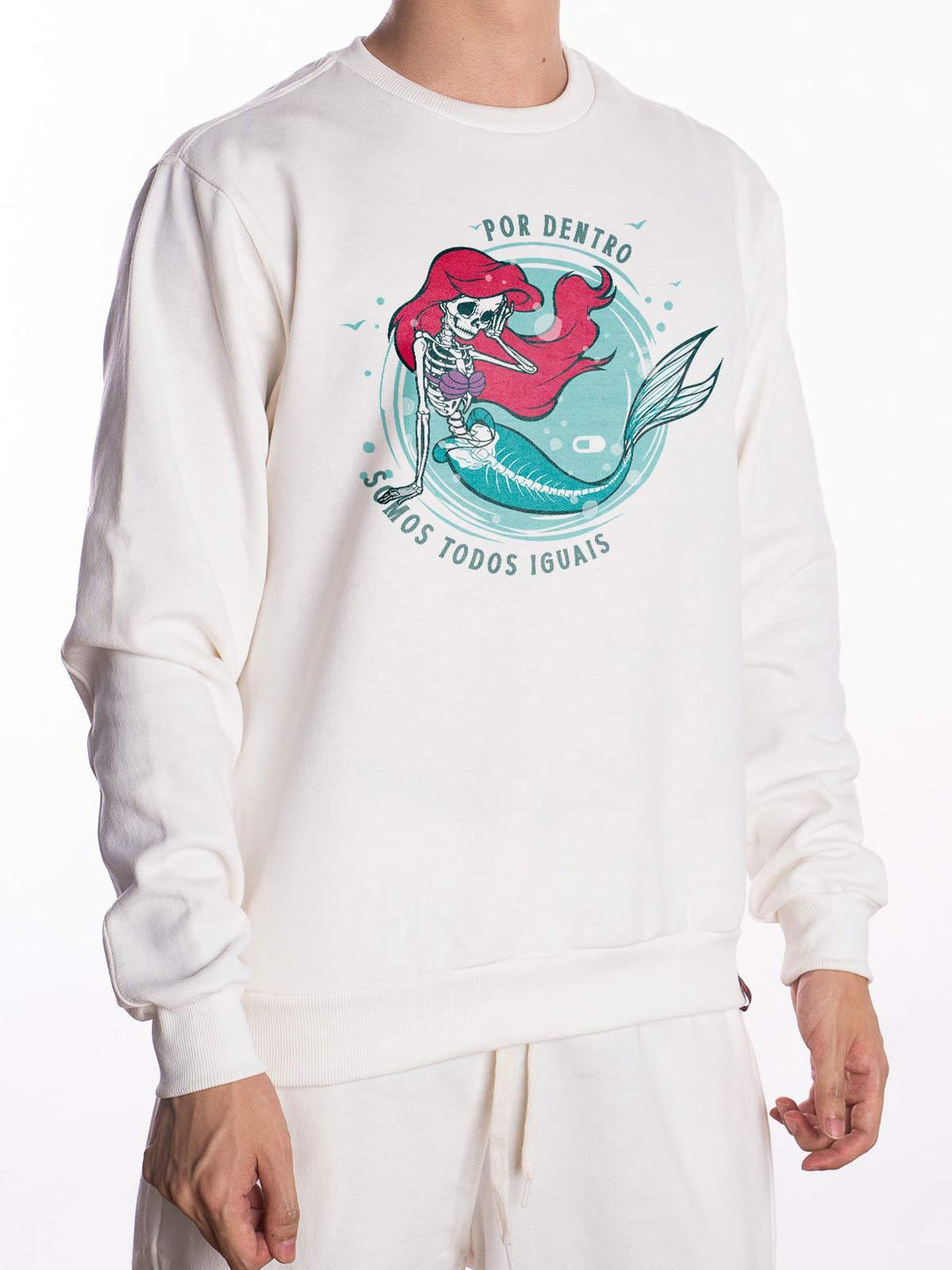 Blusa de Moletom Ariel Somos Iguais - Cápsula Shop