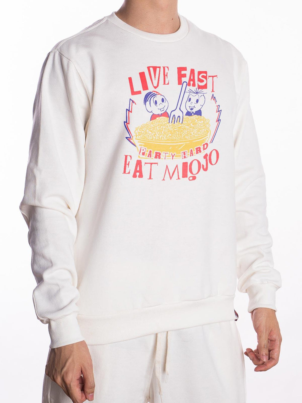 Blusa de Moletom Live Fast Eat Miojo Belle Belinha - Cápsula Shop