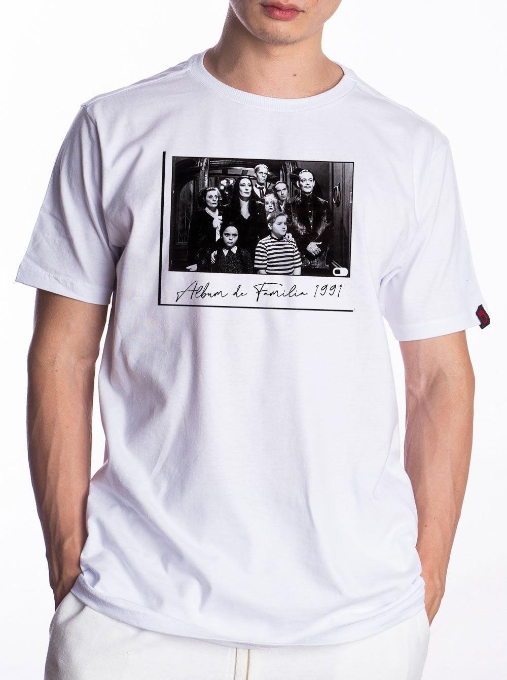 Camiseta Família Addams Foto de Família - Cápsula Shop